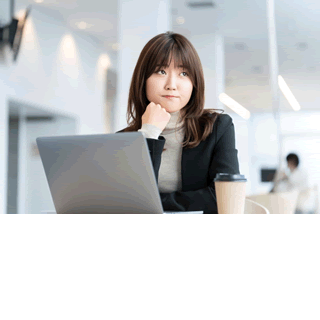 職場で悪口ばかり言う人への対処法｜心を守るためにできることとは？