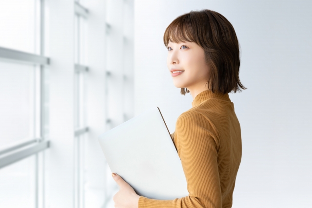 転職で年収1000万を目指すには｜20代・30代からの現実的な戦略とキャリアの磨き方